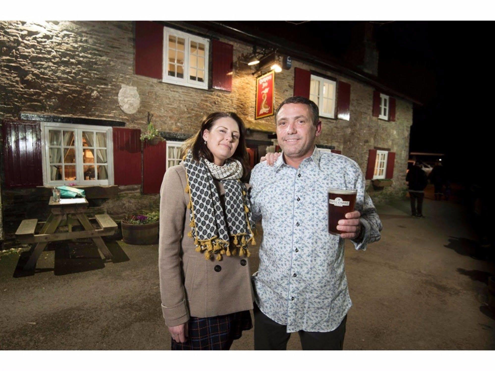The Dolphin Inn Kingsbridge  Bagian luar foto