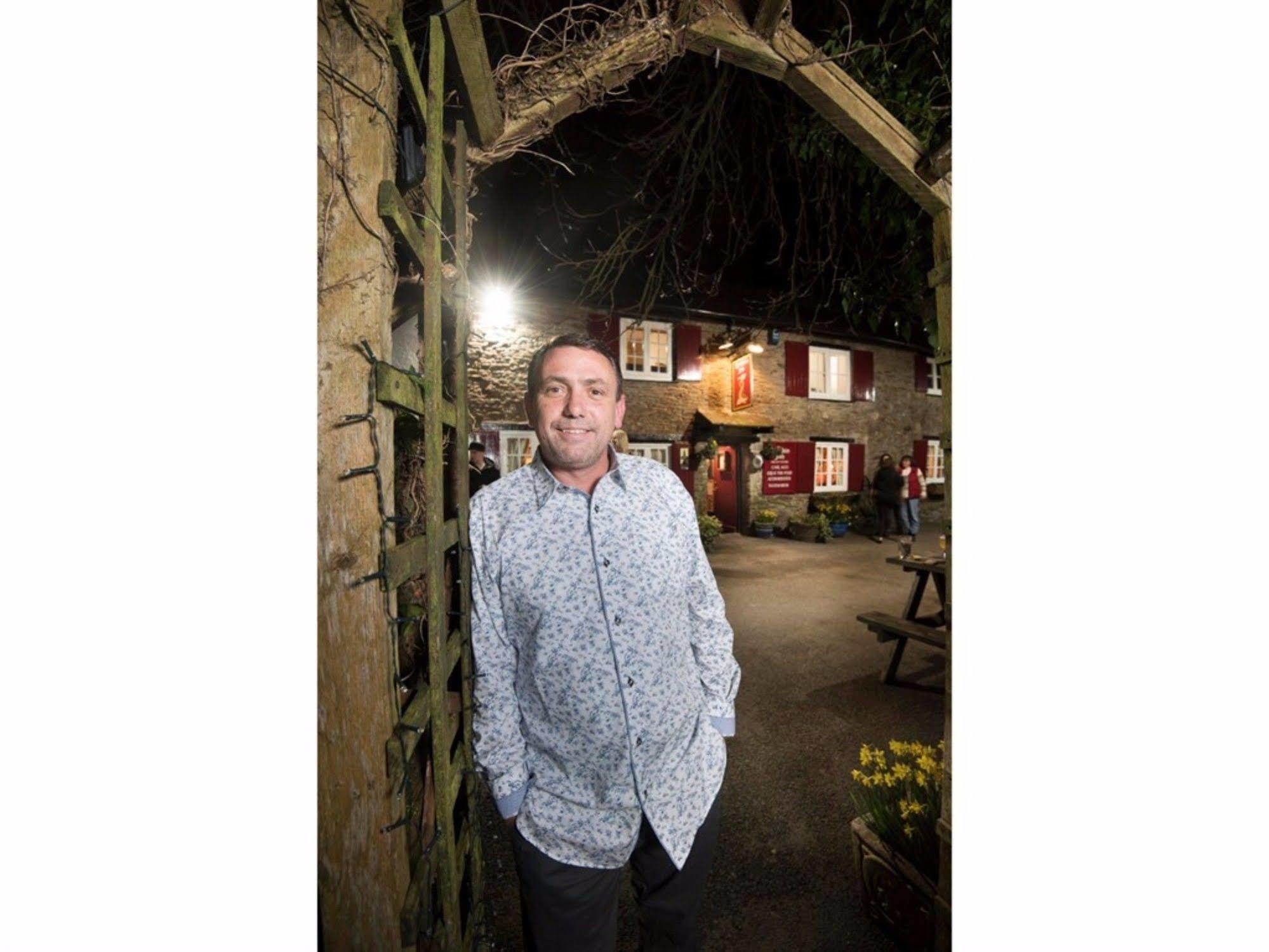 The Dolphin Inn Kingsbridge  Bagian luar foto