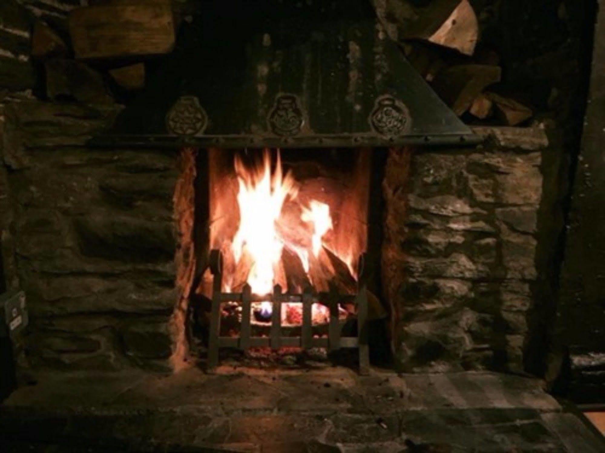The Dolphin Inn Kingsbridge  Bagian luar foto